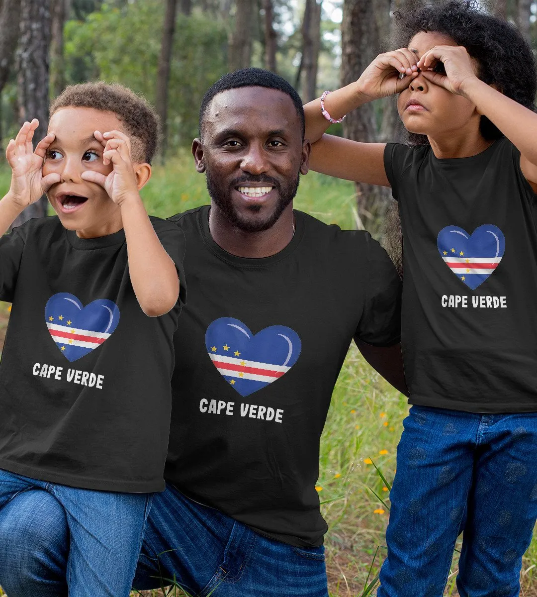 1sttheworld T-Shirt - Heart Cape Verde Flag T-Shirt Black A35