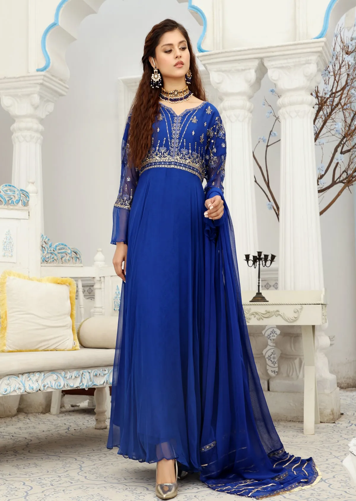 4025  Readymade Chiffon Suit