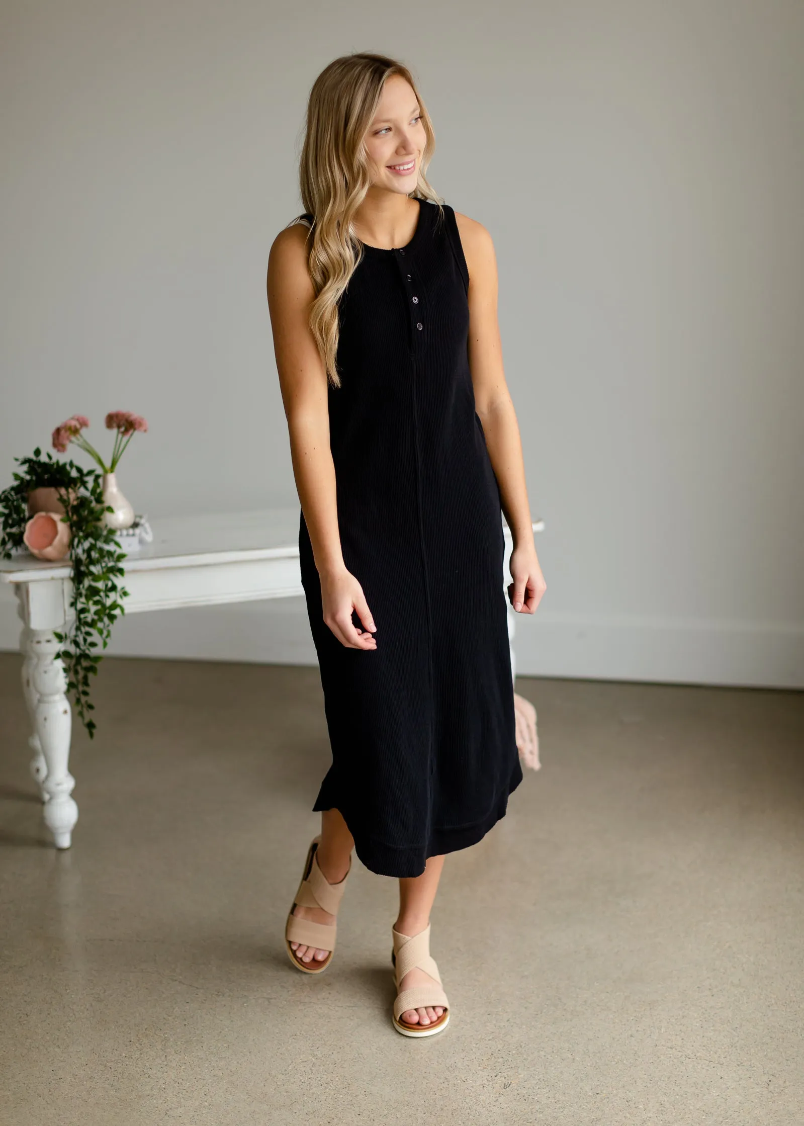 Black Sleeveless Ribbed Midi Dress - FINAL SALE