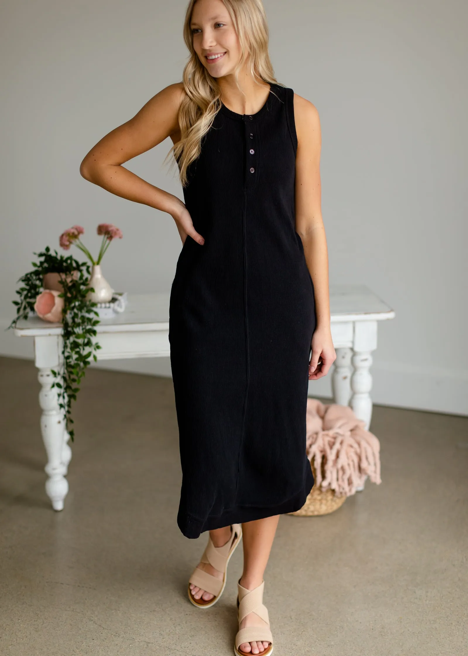 Black Sleeveless Ribbed Midi Dress - FINAL SALE