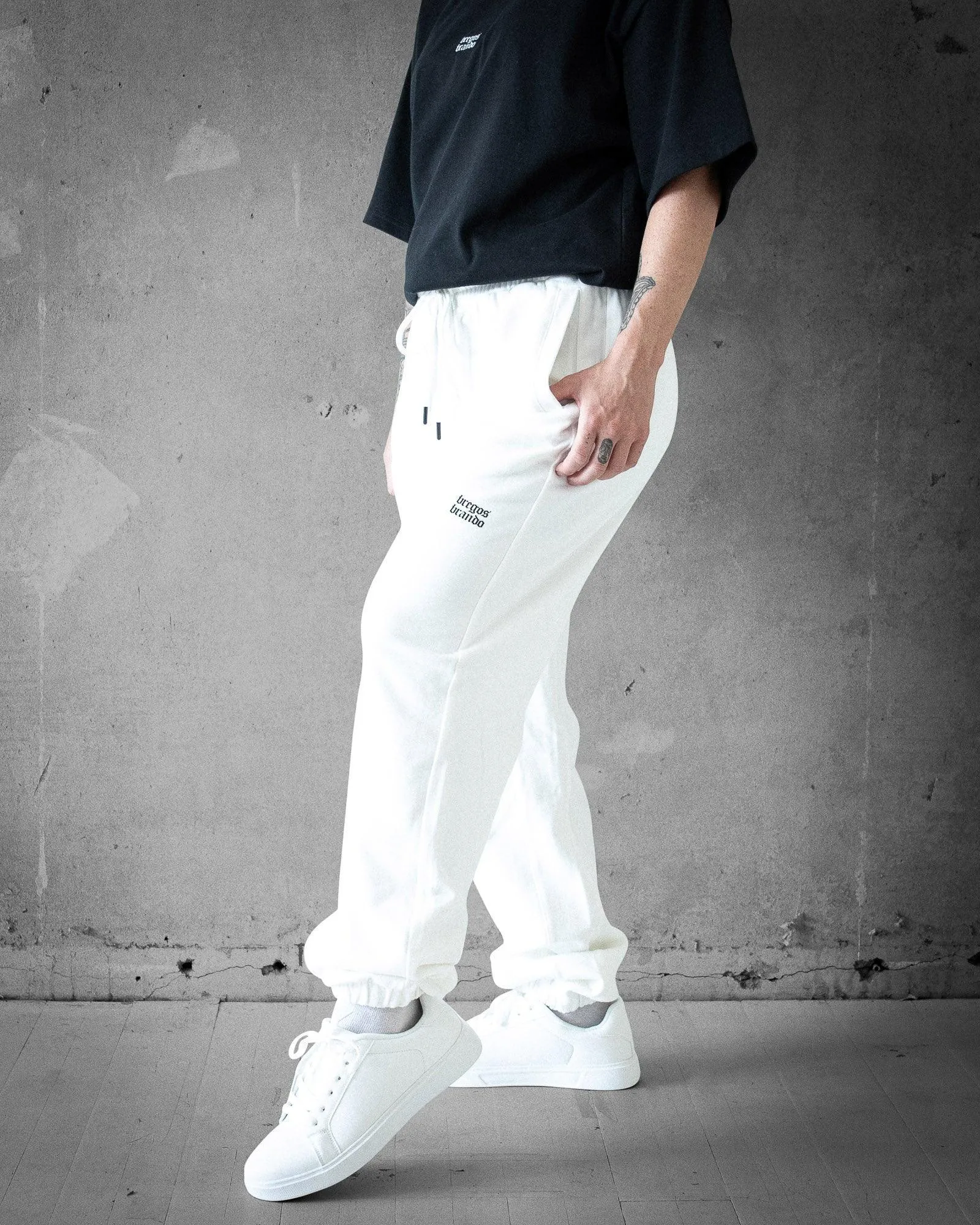 Bregos Pants | White Joggers Women's Sweatpants