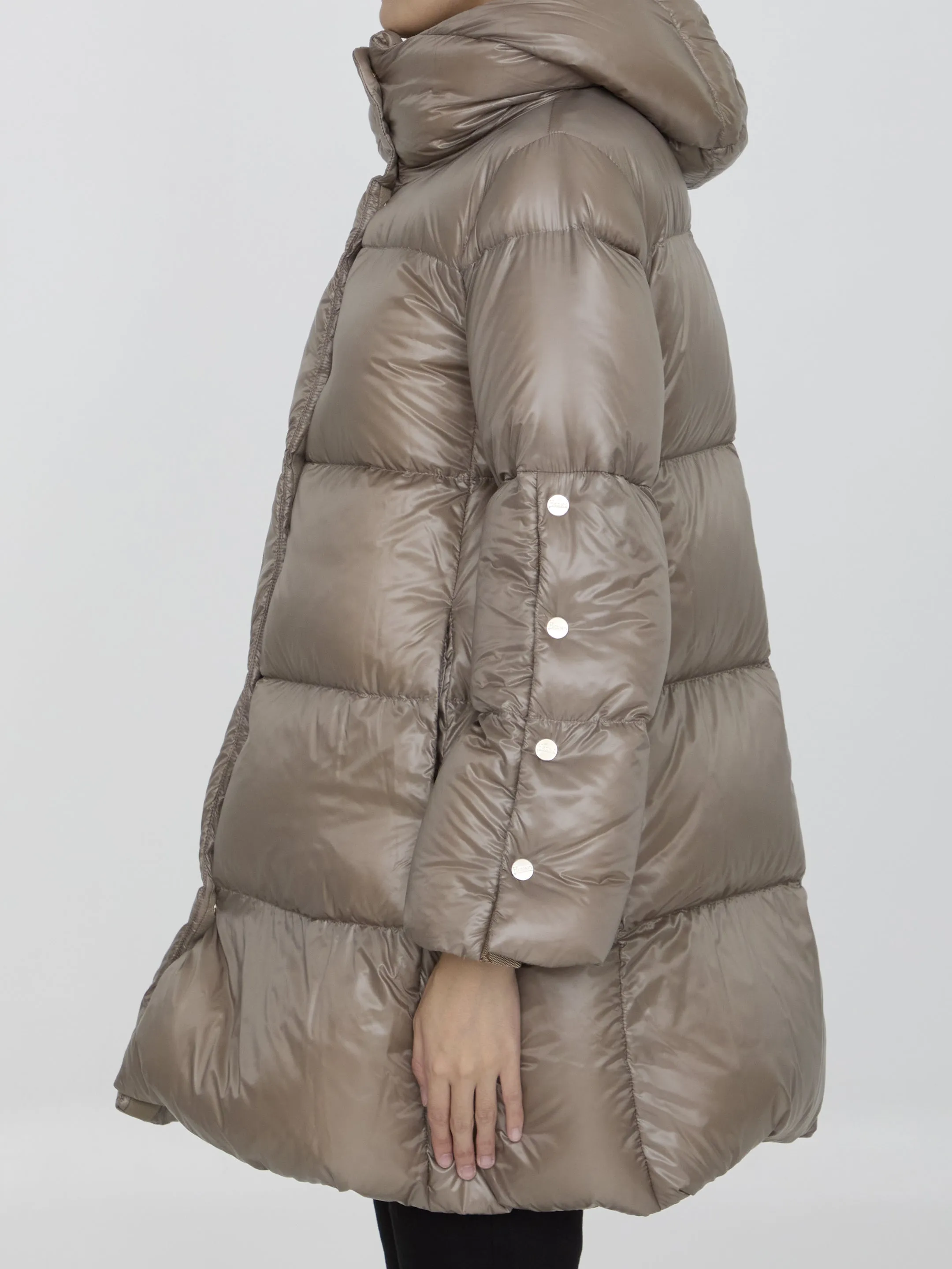 Herno Long Down Jacket In Nylon Beige