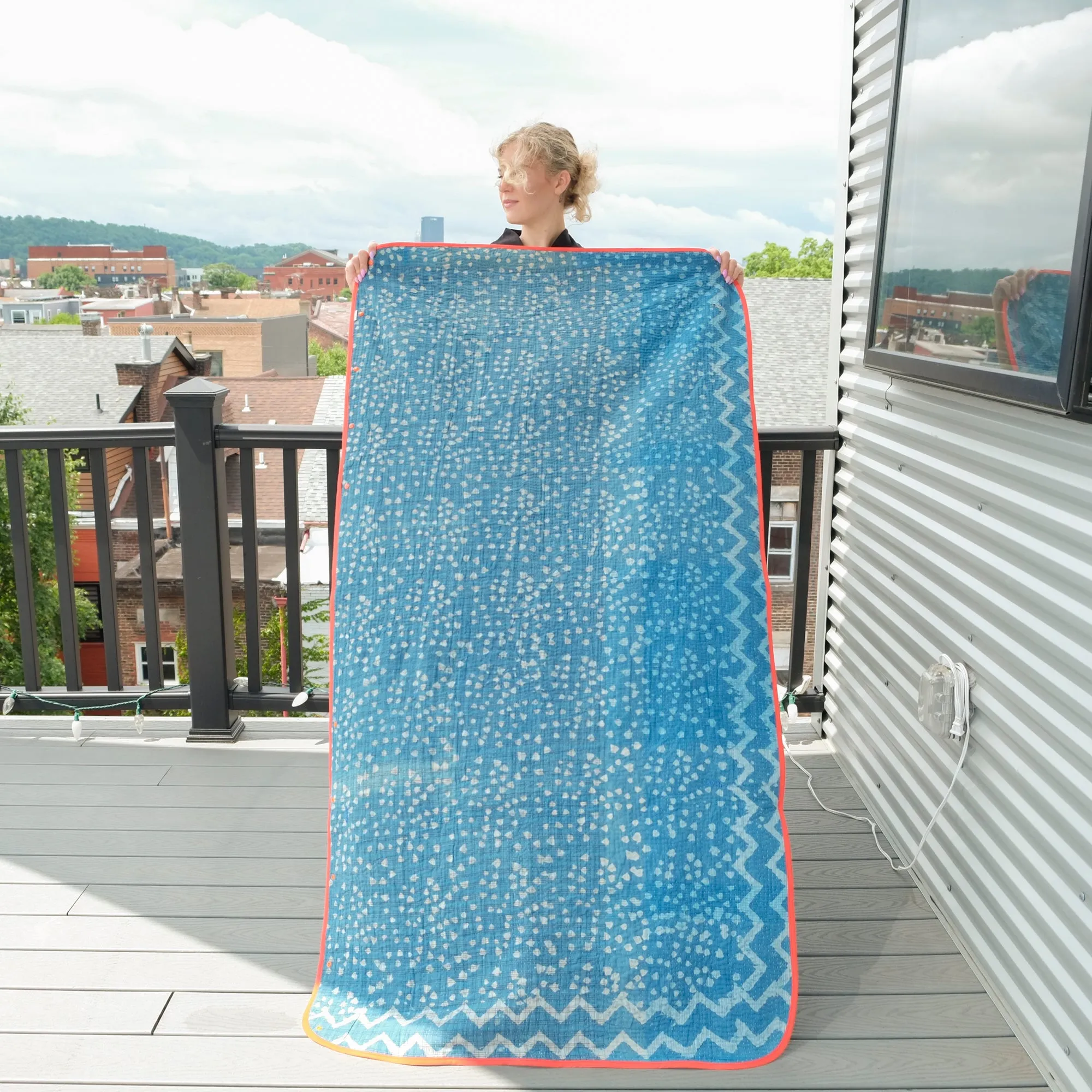 Nellie Poncho/ Blanket 002