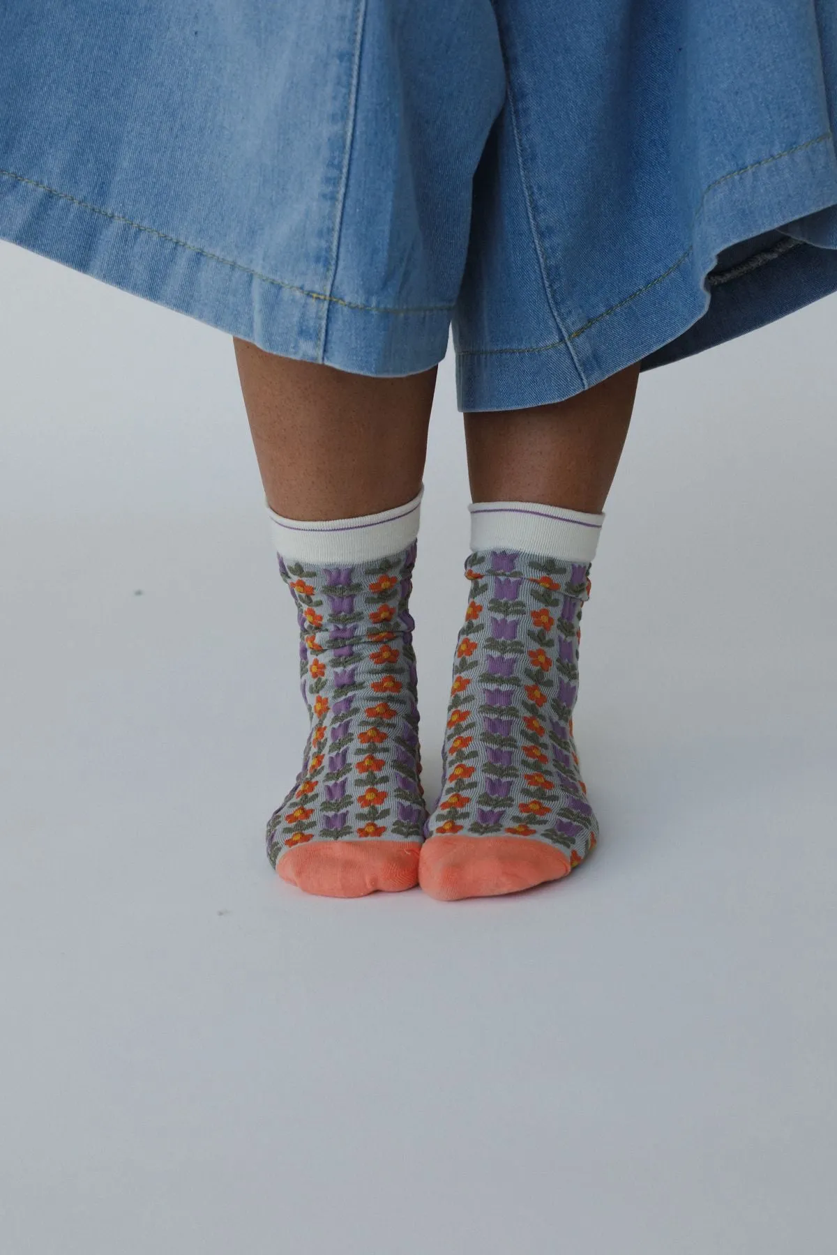 Sunny Bloom Socks - Gray